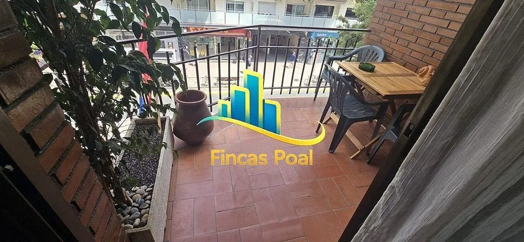 Rõdu - Apartment with Balcony in Castelldefels
