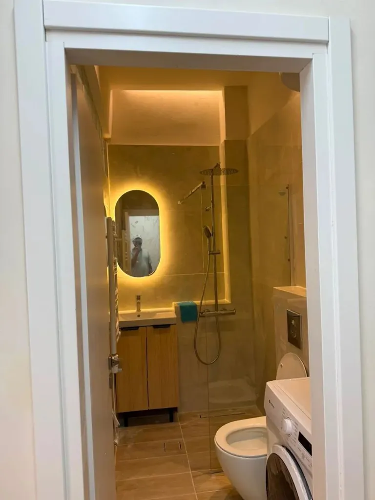 Bagni - Studio Apartment with Balcony in Metro Vicinity