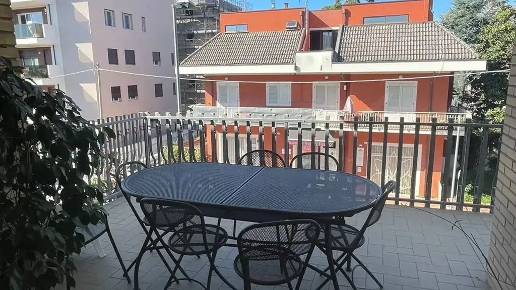 Appartement 6 pièces à IT