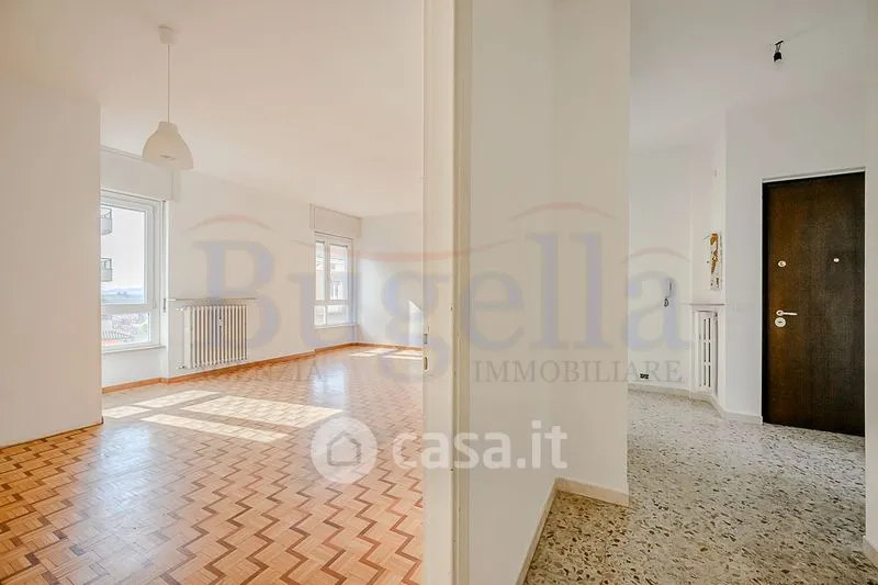 Séjour - Rear-Facing Apartment with Balcony in Cossato