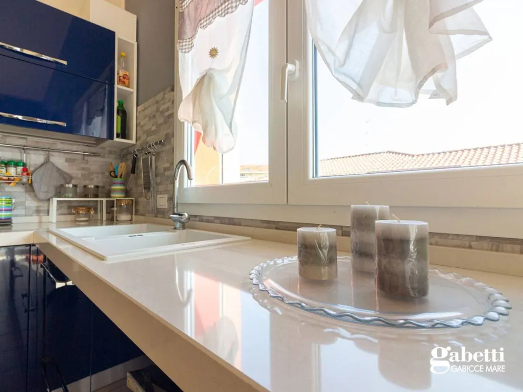 Köök - Apartment with 80m² Terrace in Gabicce Mare