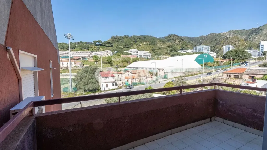 Balcon - Apartment with Balcony in Messina