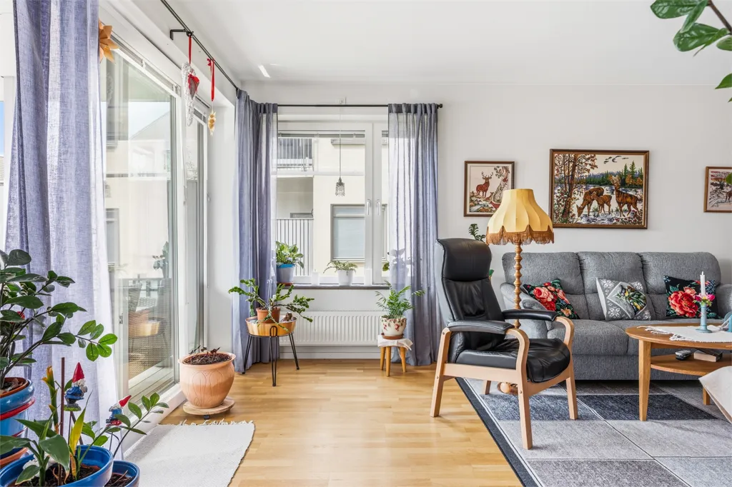 Elutuba - Modern Flat with Balcony in Trosa