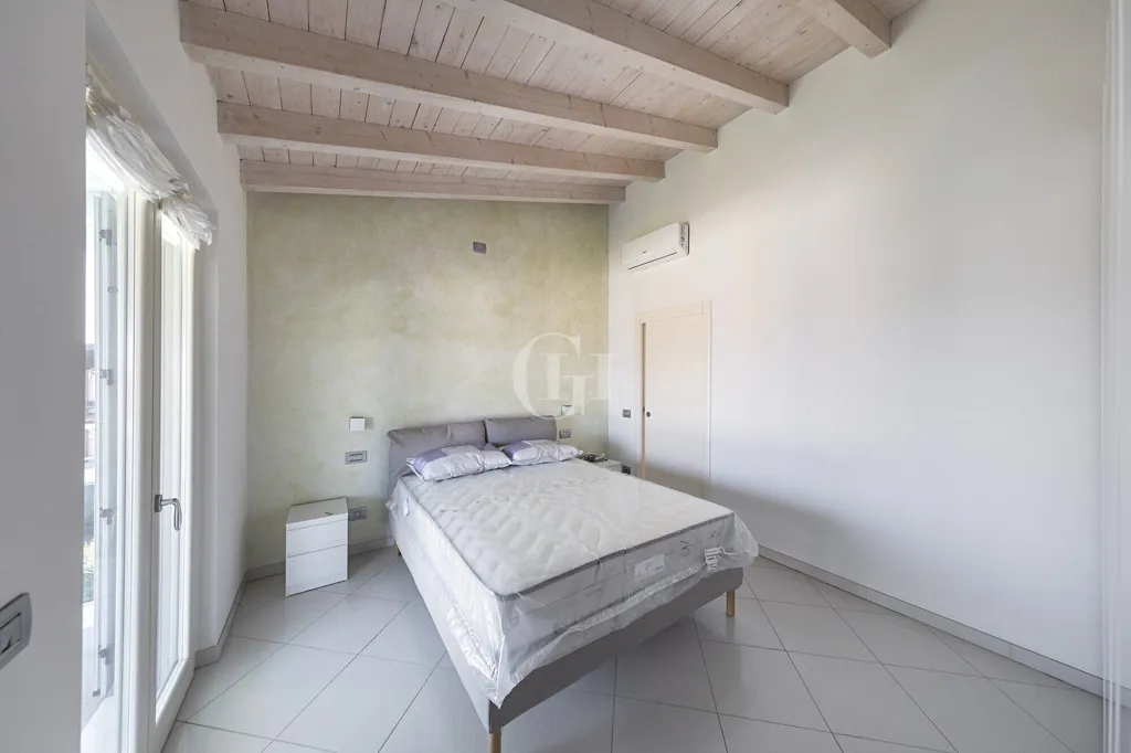 Chambres - Modern Villa with Lake View in Polpenazze