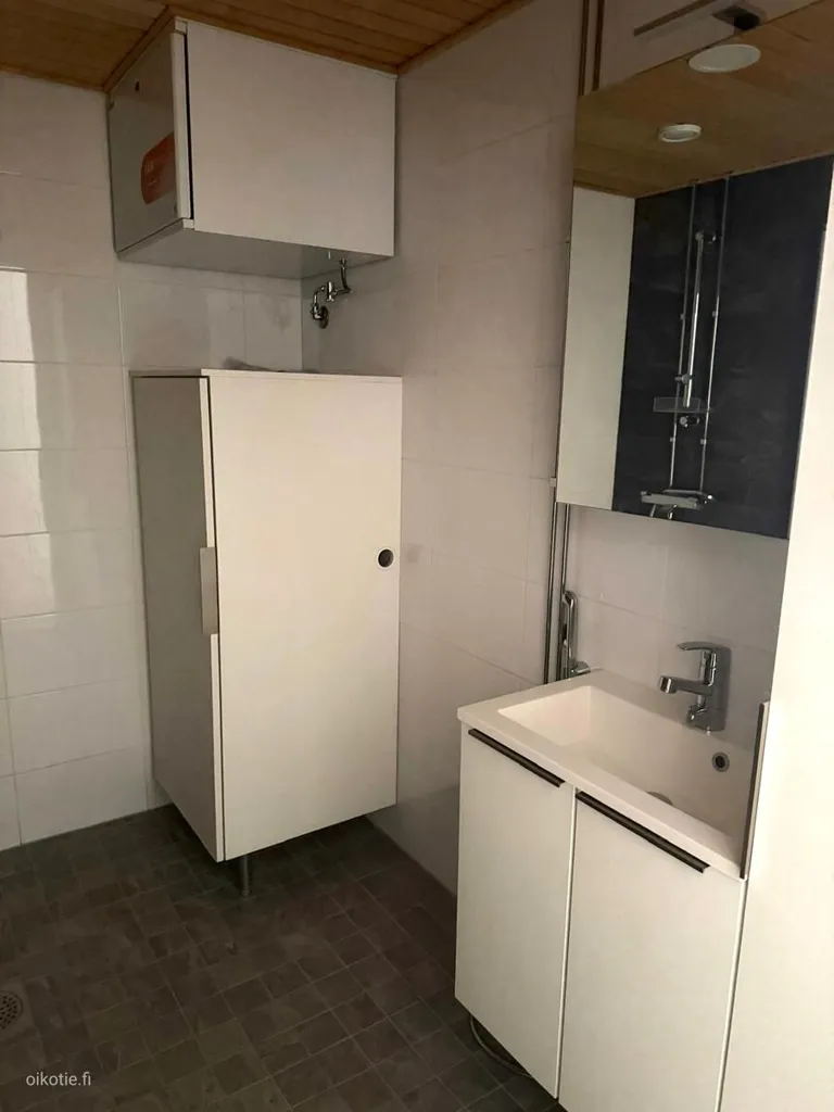 Salles de bain - Modern Studio Flat with Central Location in Tuusula