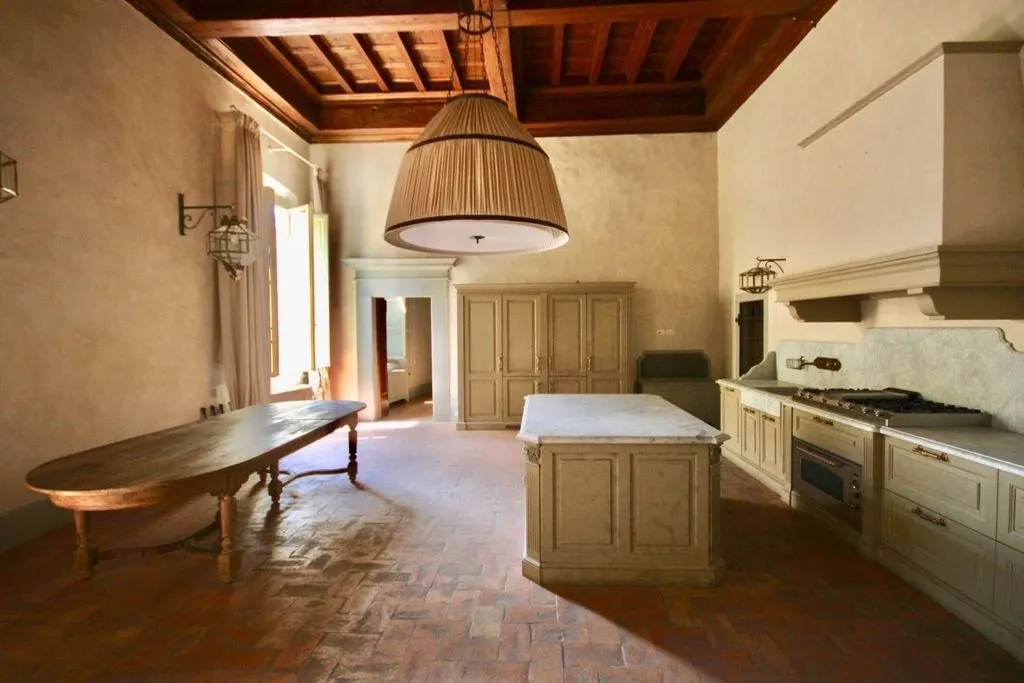Cucina - Appartamento con giardino interno nel centro storico di Pistoia