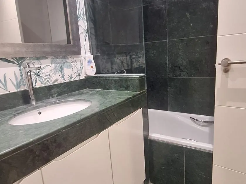 Vannitoad - Apartment with Patio in Albacete Centre