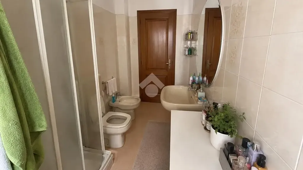 Salles de bain - 2-Bedroom Apartment with Balcony in Forlì
