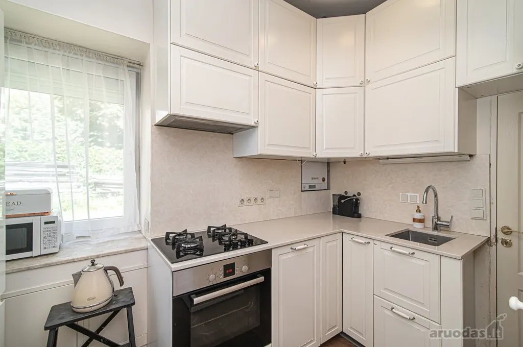 Köök - 4-Bedroom Apartment with Garden in Vilnius