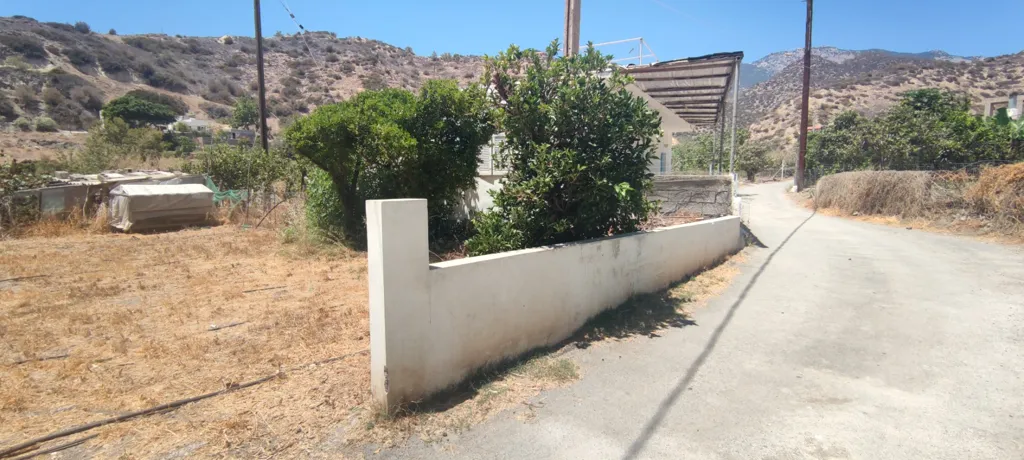 Giardino - Seafront Plot in Tertsa Vianou, Heraklion