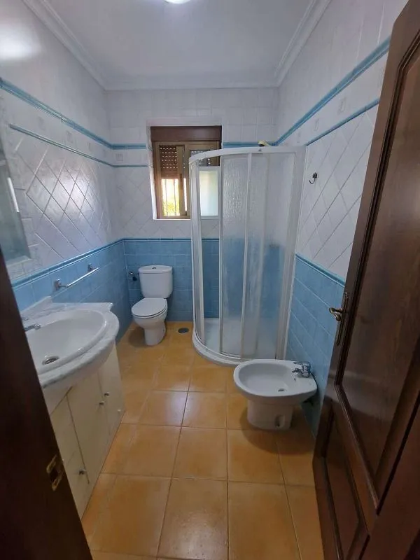 Bathrooms - Chalet with Pool in Álora
