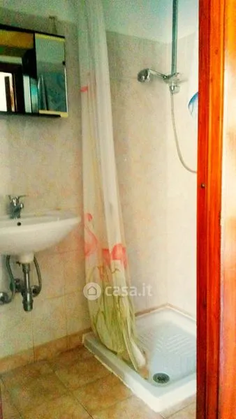 Salles de bain - Semi-Independent House with Garden in Scandale