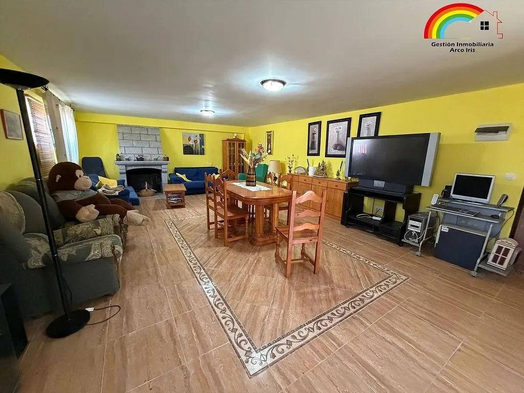 Elutuba - Chalet with Pool in Hormigos