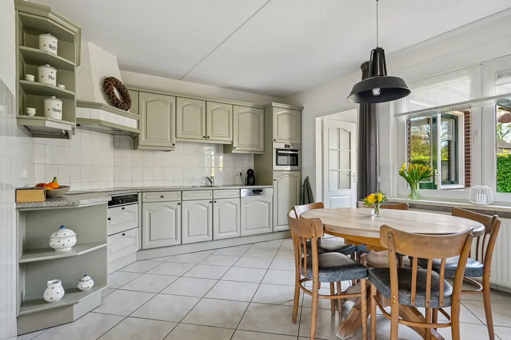 Cuisine - Spacious Family Home with Garden in Eibergen