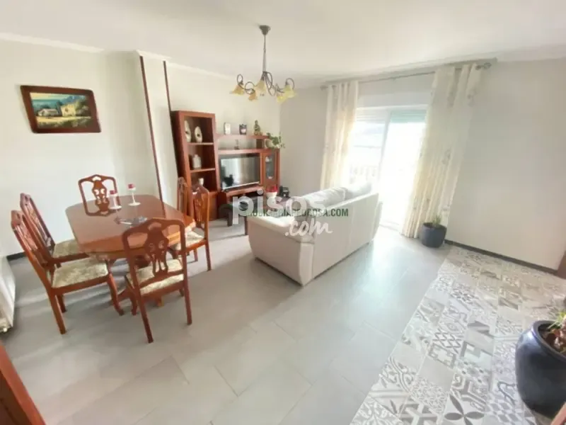 Salle à manger - Rustic House with River View in Poio