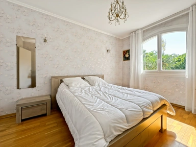 Chambres - Maison avec Piscine et Jardin à Montauban
