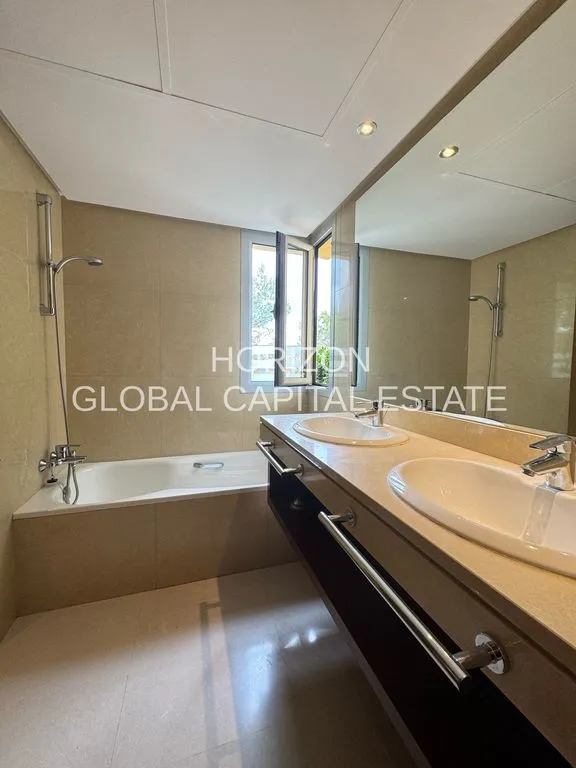 Salles de bain - Penthouse with Sea Views in Sol de Mallorca