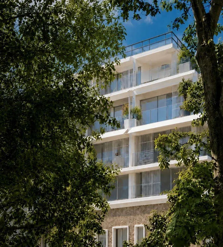 Extérieur - Duplex avec Terrasse et Vue Tour Eiffel à Raspail