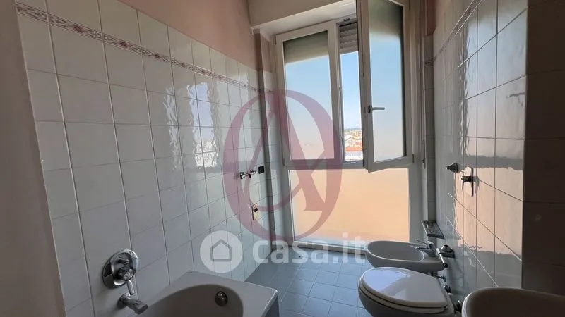 Salles de bain - Bright Trilocale with Box in Cassano Magnago