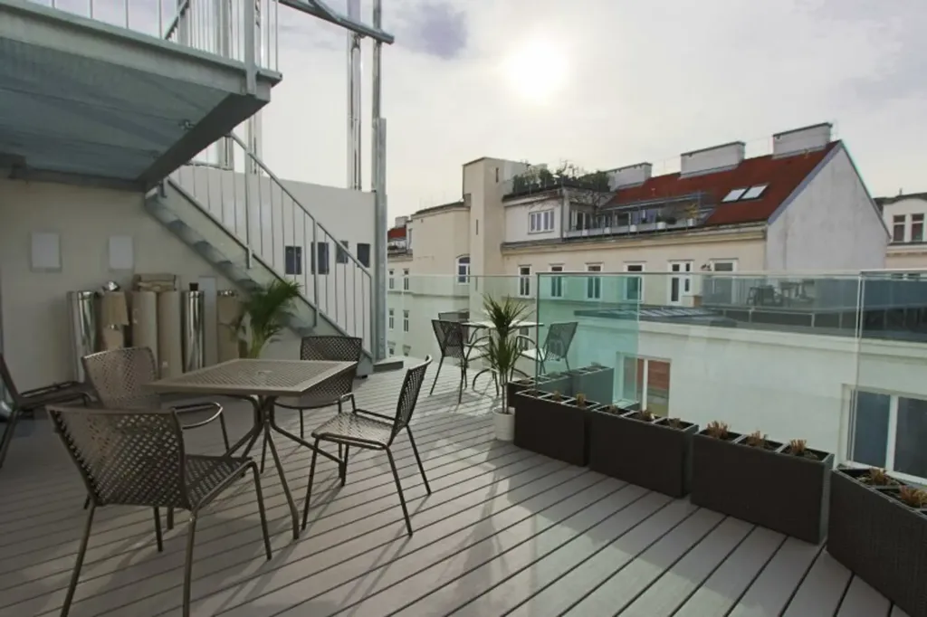 Terrasse - Co-Living Space with Terrace in Vienna