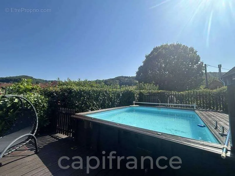 pool_area