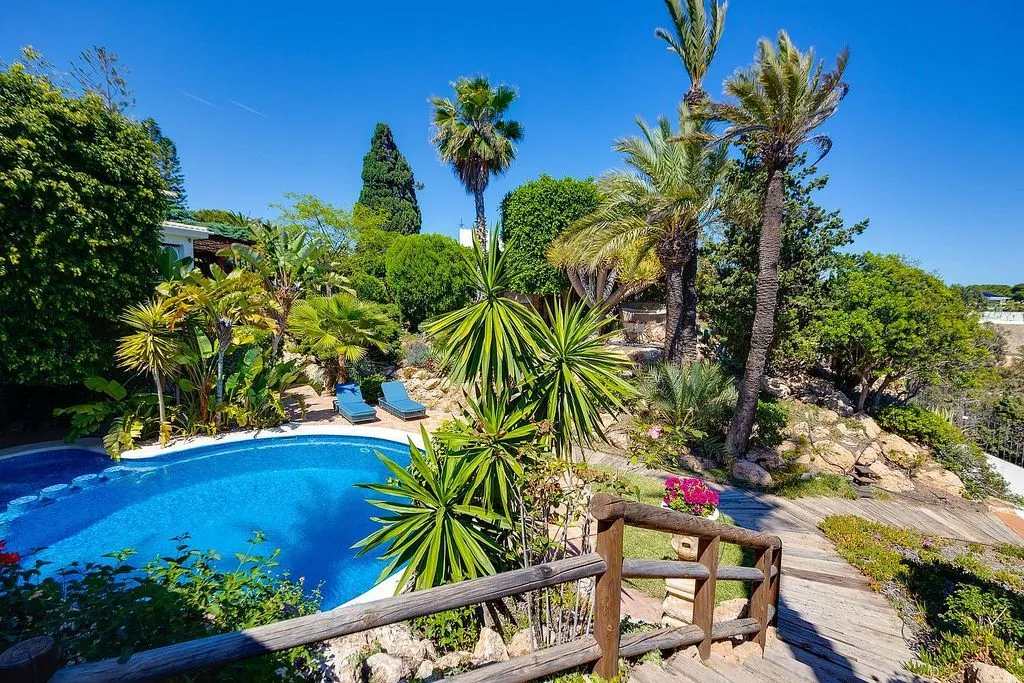 Piscine - Chalet with Pool and Terrace in Cabo Roig