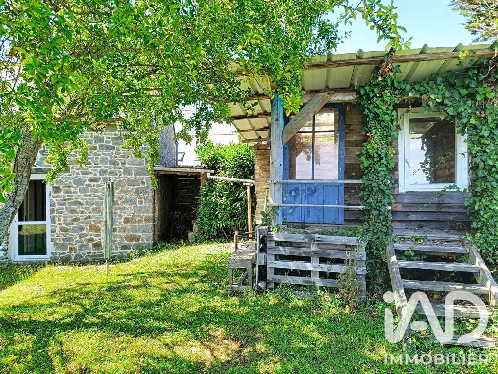Extérieur - Maison Atypique avec Atelier à Langueux