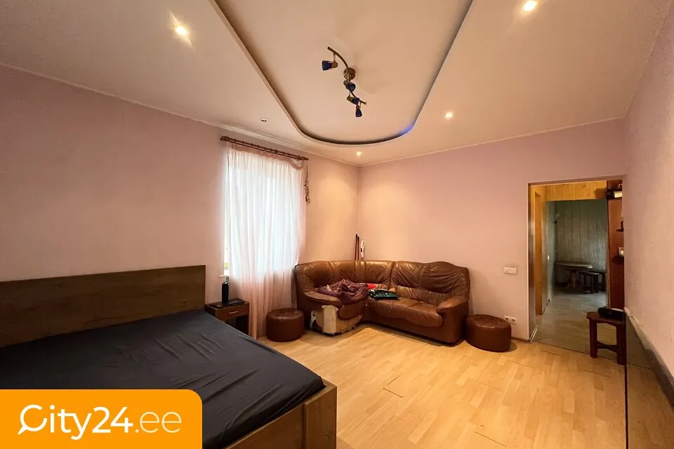 Chambres - Top Floor Apartment in Wooden House, Narva