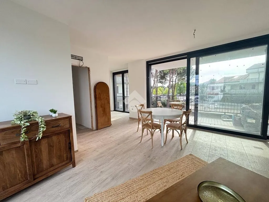 Séjour - Newly Built Apartment with Terrace in Cervia