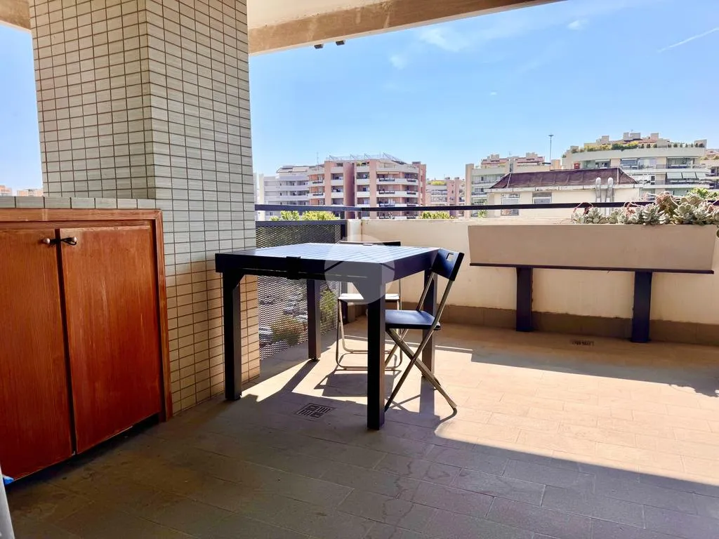 Terrazza - Modern 2-Bedroom in Talenti, Rome