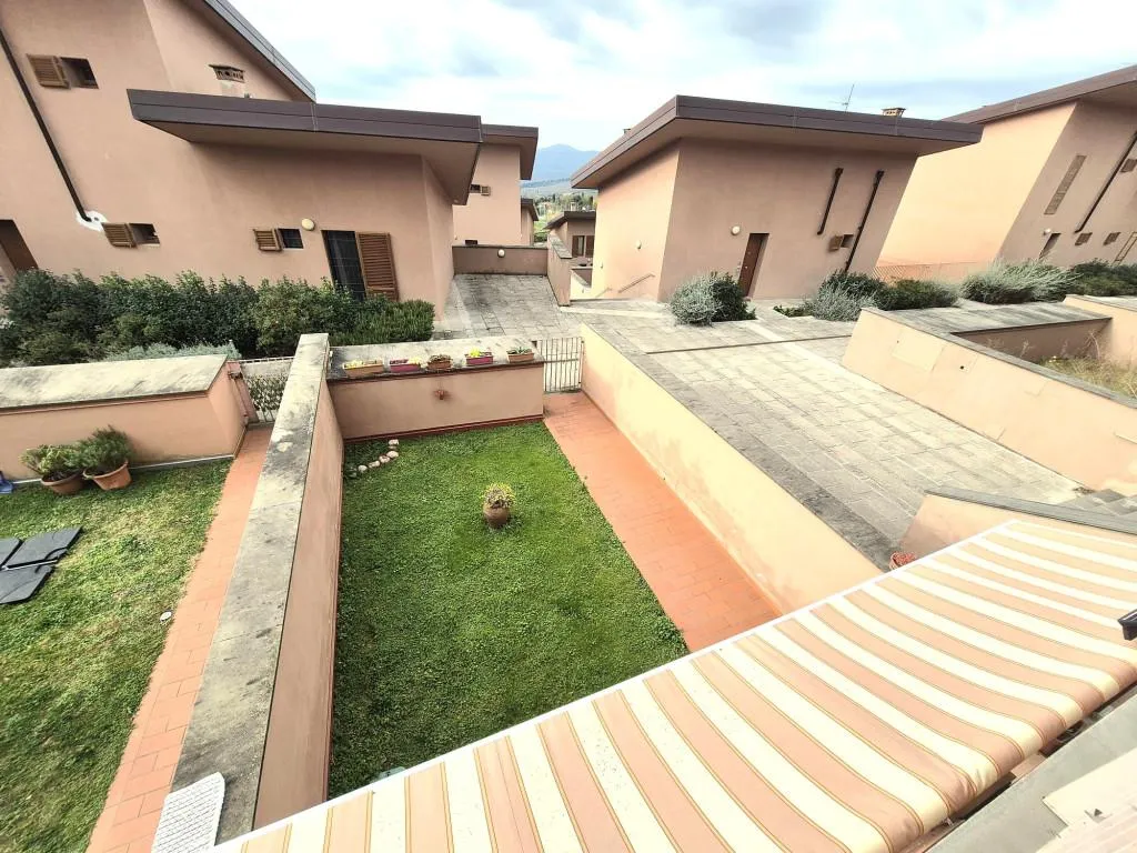 Giardino - Terraced House with Garden in Pelago