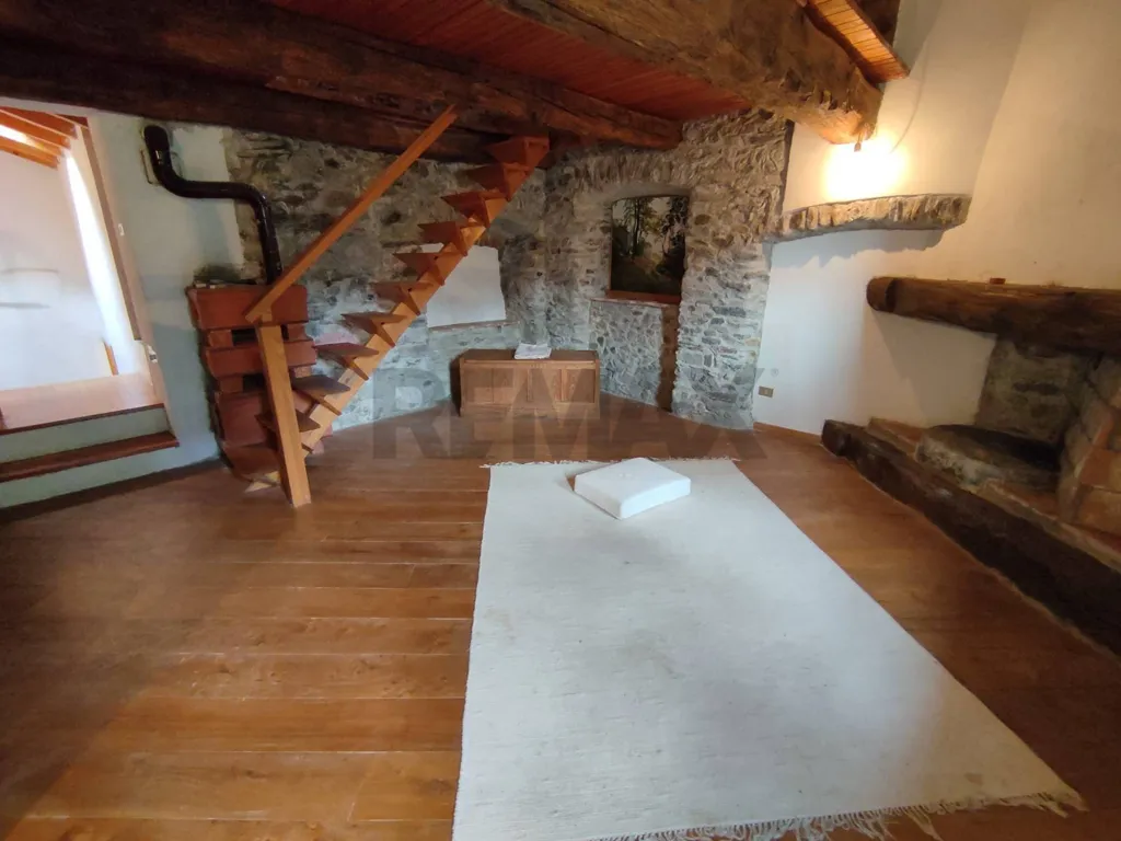 Elutuba - Stone Cottage with Lake View in Gera Lario