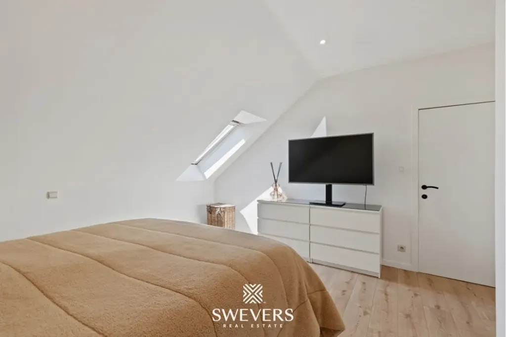 Chambres - Duplex Rénové avec Terrasse à Hasselt