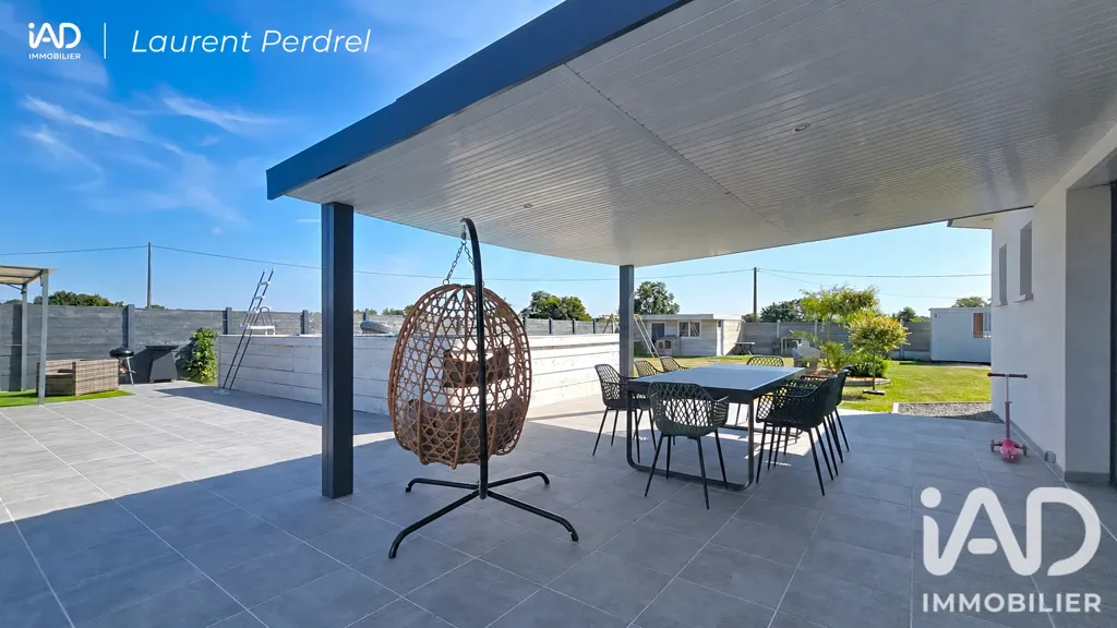 Terrazza - Contemporary House with Pool in Allaire