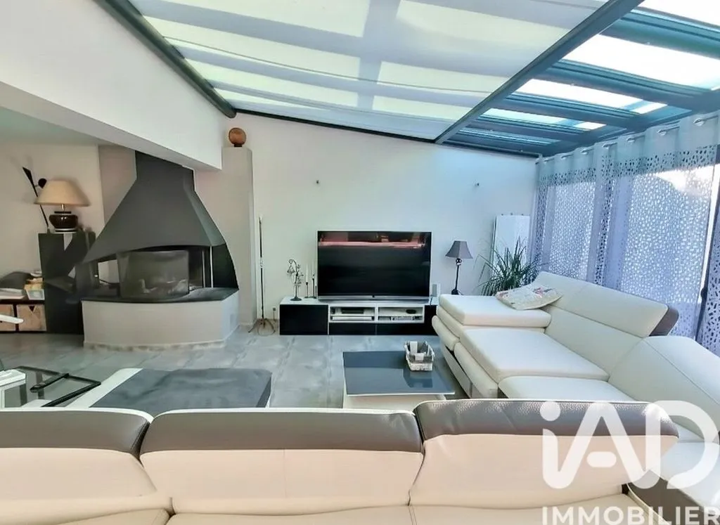 Séjour - Villa Luxueuse avec Piscine à La Plaine-sur-Mer