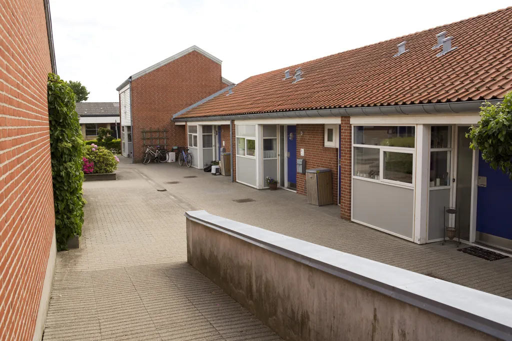 Aed - Three-Bedroom Flat in Gandrup