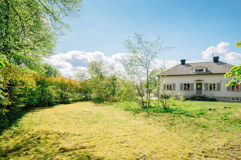 8-room house in Töreboda kommun