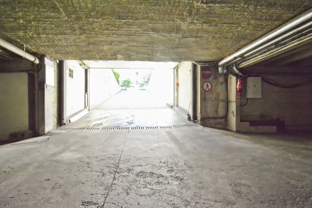 Garage - Box de Parking à Boulogne-Billancourt