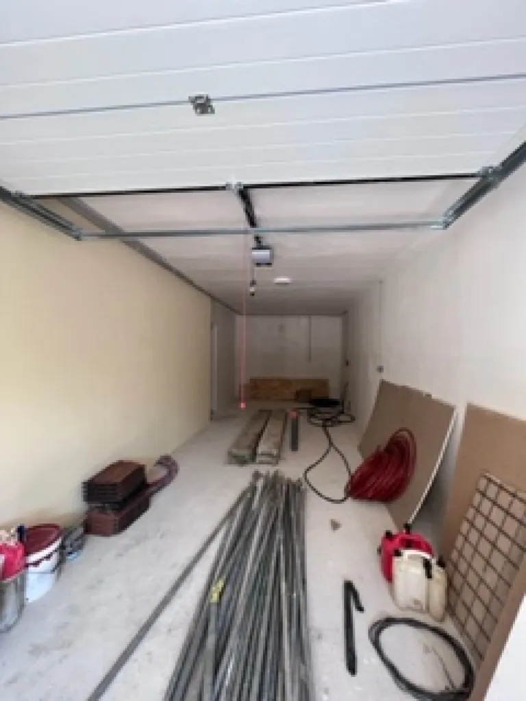 Garage - Maison neuve avec terrasse à Dachstein