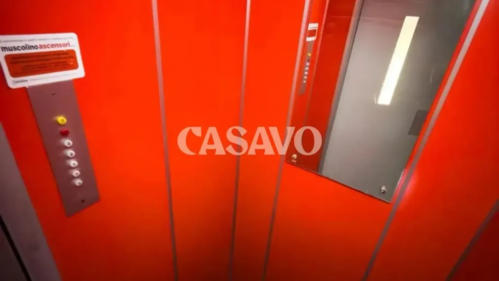 Pièces - Apartment with Balcony in Messina
