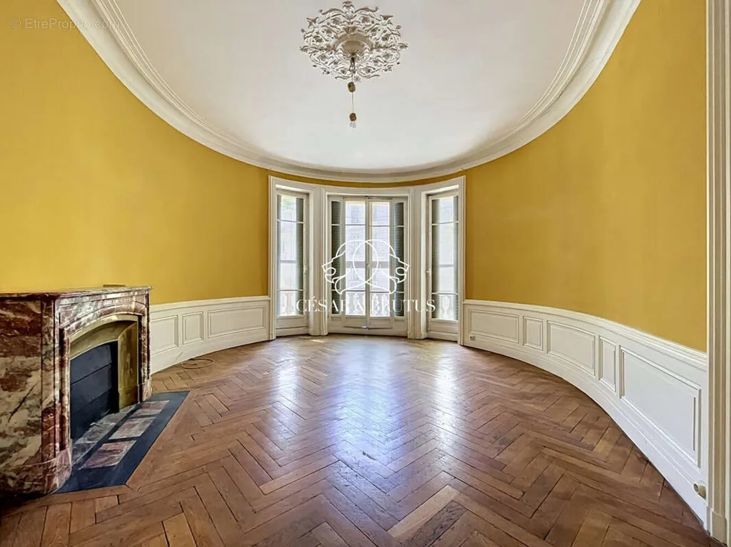 Soggiorno - Luxury Flat with Balcony in Lyon