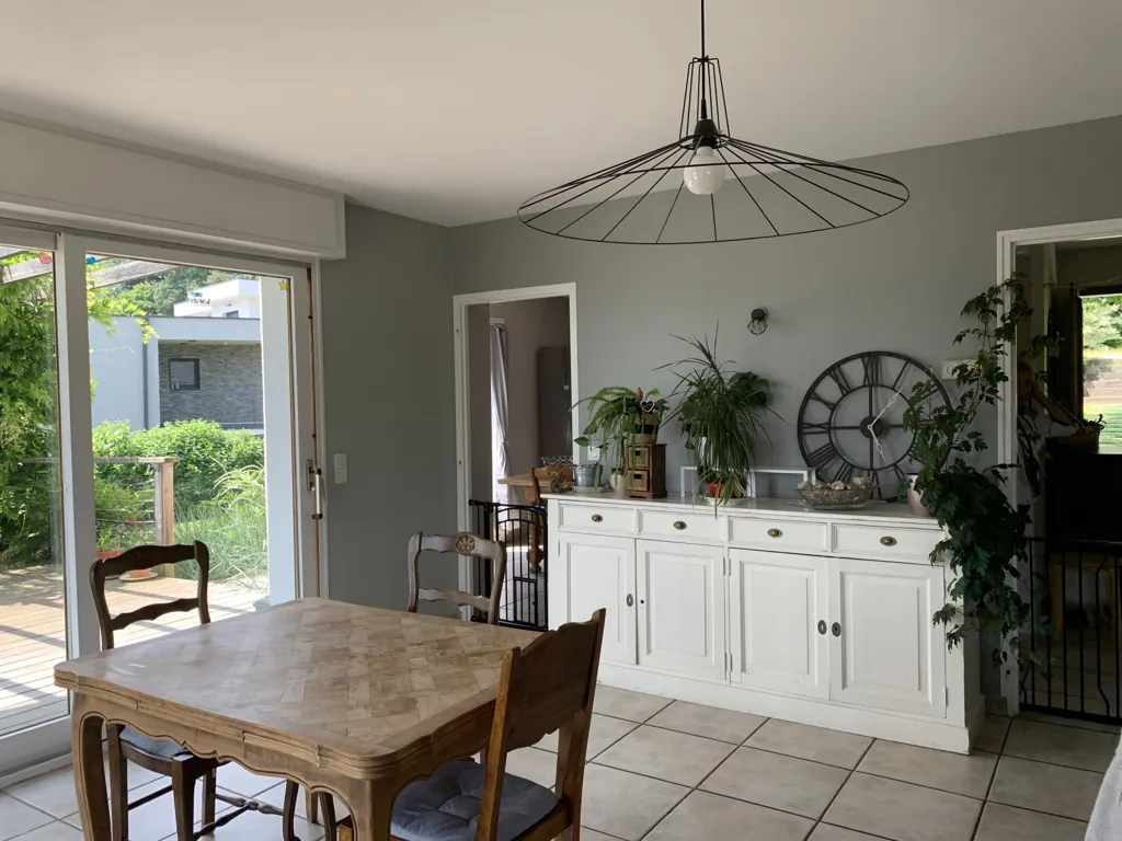 Salle à manger - Maison 5 Chambres avec Vue Panoramique à Vimines