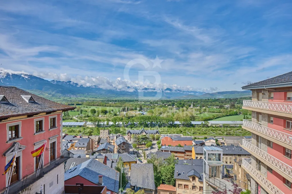 Rõdu - Penthouse with Ascender in Puigcerdà
