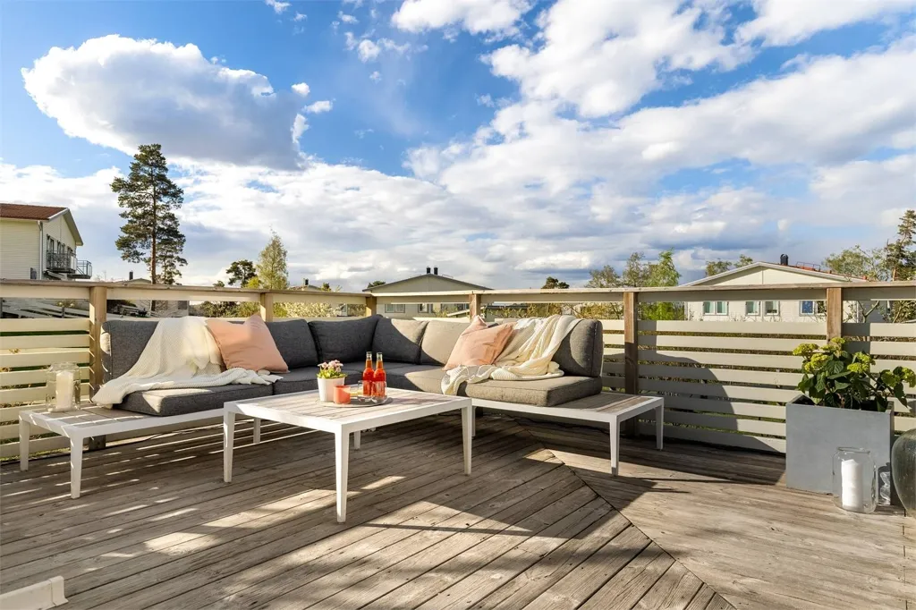 Terrasse - Parhouse with Sea View in Torsbyfjärden