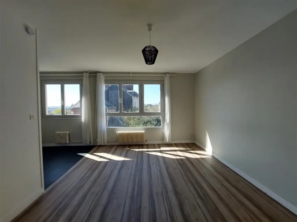 Toad - Studio with Parking in Rouen Rive Droite