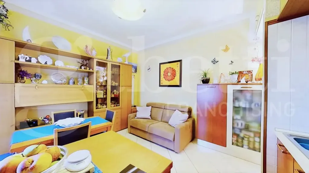 Salle à manger - Rustic Apartment with Balcony in Avenza