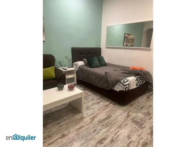 Chambres - Studio with Air Conditioning in La Latina, Madrid