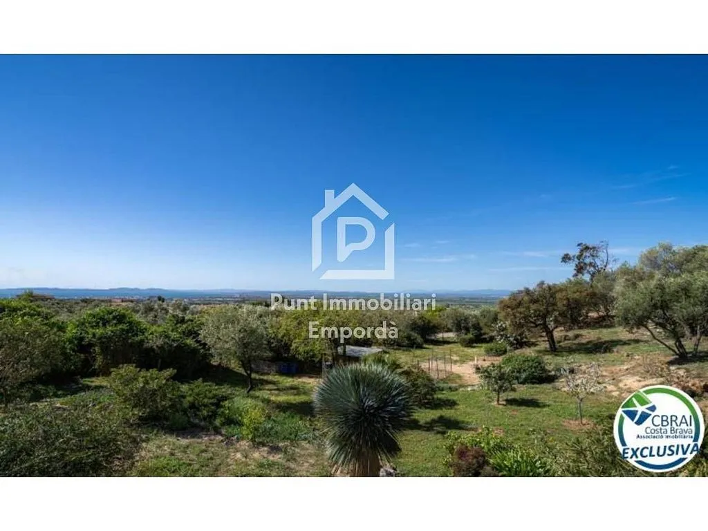 Giardino - Chalet with Pool in Palau-Saverdera