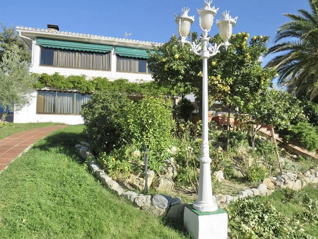 Extérieur - Luxury House with South-Facing Views in Algete