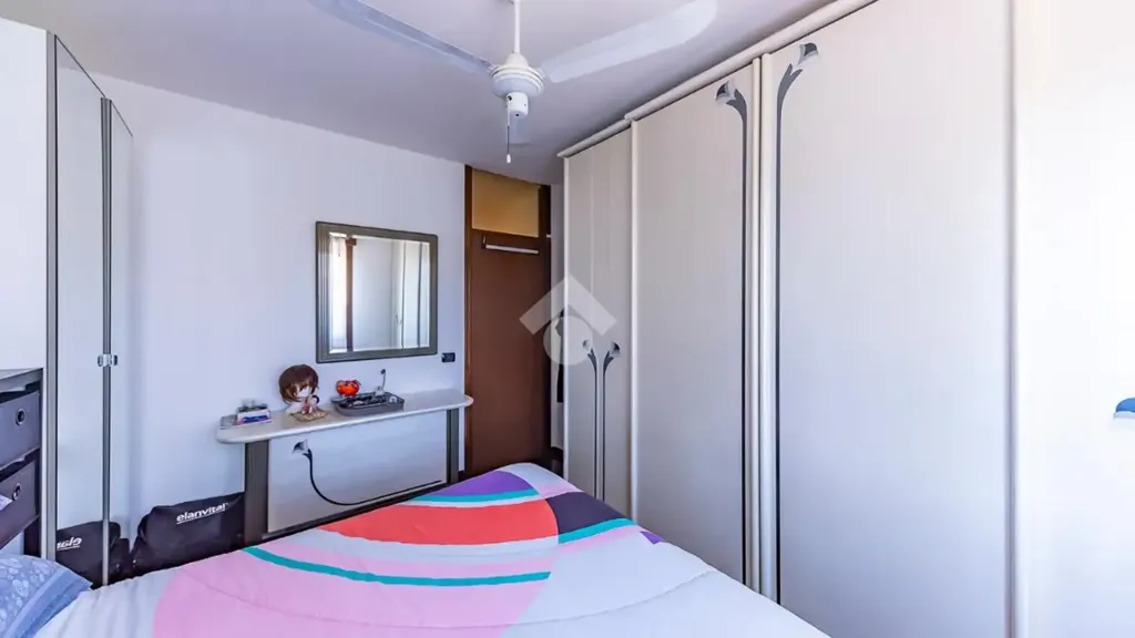 Magamistoad - 3-Bedroom Apartment with Balcony in Lainate